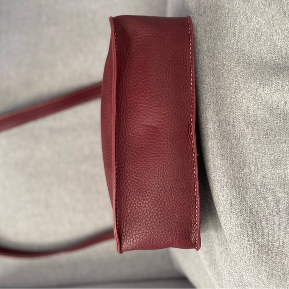 Trinity Ranch Red/ Reddish brown bag. NWT. - Picture 9 of 10